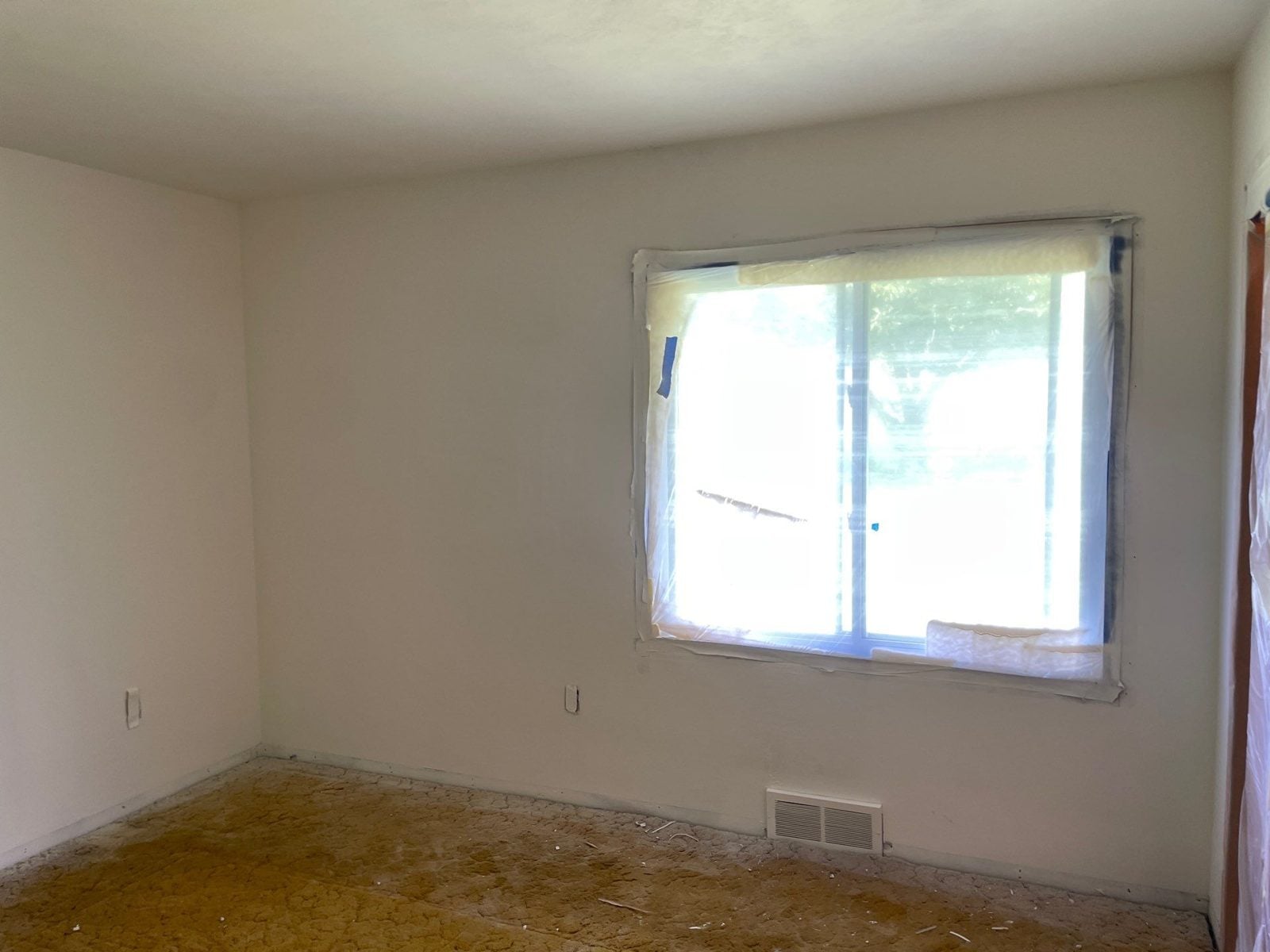 Room fully restored after mold remediation by Steel City Property Restoration in Leechburg, PA