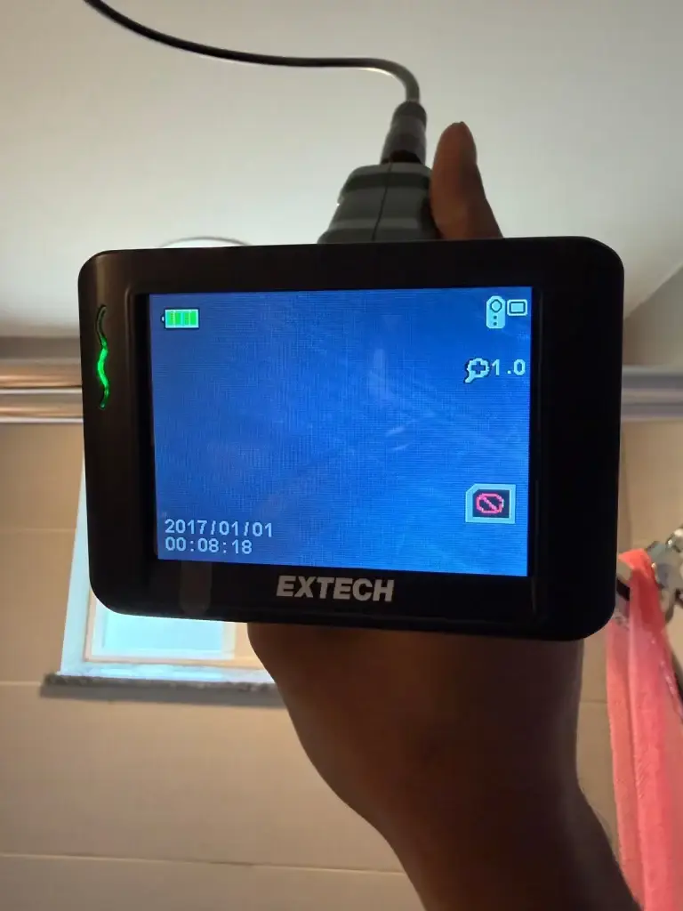 Thermal imaging camera checking for hidden moisture in Pittsburgh, PA